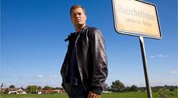 Кадр из фильма "Мужчины в большом городе 2" - 2