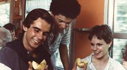 Кадр из фильма "Бум 2" - 1