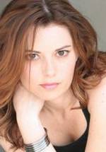 Меган Перри фото