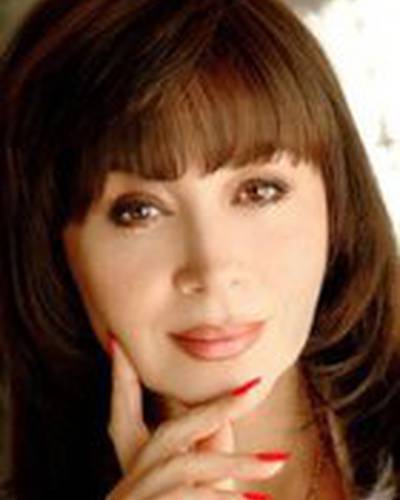 Ава Каделл фото