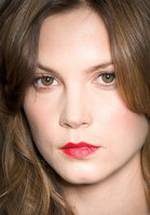 Сильвия Хукс фото