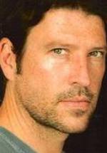 Энтони Майкл Джонс фото