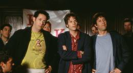 Кадр из фильма "Парни из женской общаги" - 2