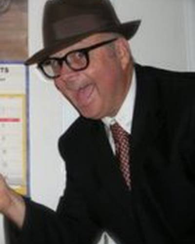 Кен Митчрони фото