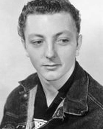 Джеймс Митчэм фото