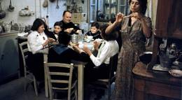 Кадр из фильма "Необычный день" - 2