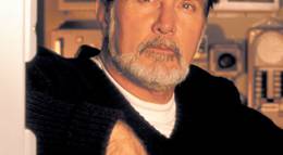 Кадр из фильма "Враждебные воды" - 2