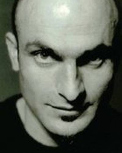 Роберт Тэннион фото