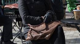 Кадр из фильма "Элементарно" - 1