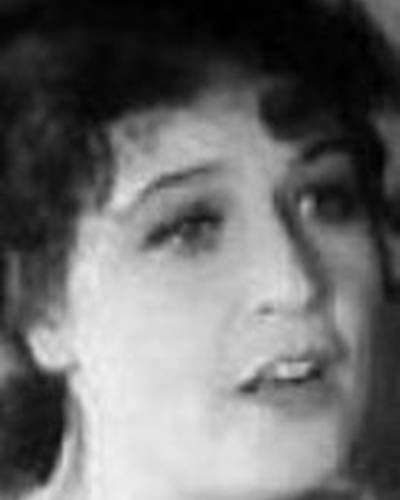 Кэти Валентин фото