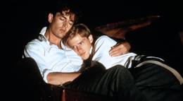 Кадр из фильма "Другая страна" - 2