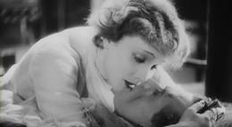 Кадр из фильма "Женщина, которая желанна" - 2