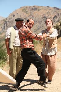 Кадр Dügün Dernek