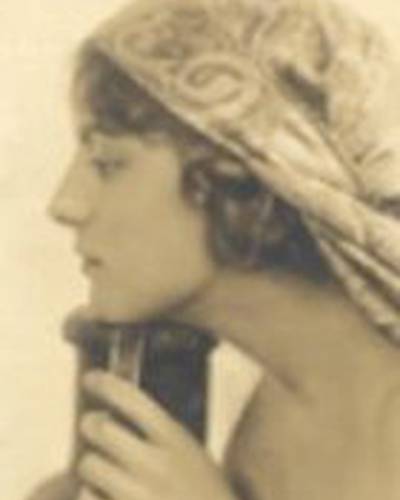 Элис Кэлхун фото