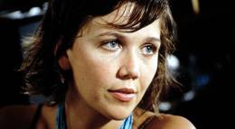 Кадр из фильма "Приемные матери" - 2