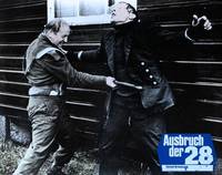 Кадр Побег из лагеря МакКензи