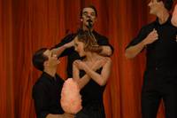 Кадр Париж! Париж!