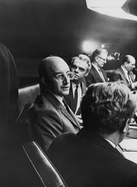 Кадр Доктор Стрейнджлав, или Как я научился не волноваться и полюбил атомную бомбу