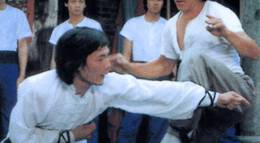 Кадр из фильма "Новый яростный кулак" - 2