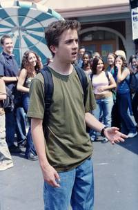 Кадр Малкольм в центре внимания