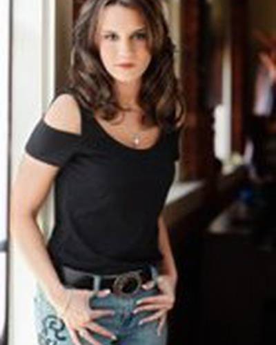 Сари Ганьон фото