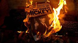 Кадр из фильма "Охотники на гангстеров" - 1