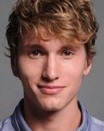 Бенжамин Стоун фото