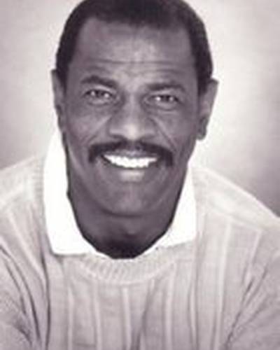 Тони Брубэйкер фото