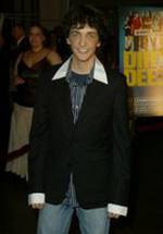 Уэс Робинсон фото