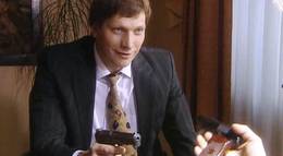 Кадр из фильма "Дилер" - 2