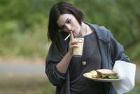 Кадр Рэйчел выходит замуж