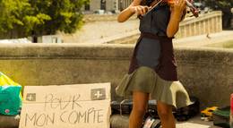 Кадр из фильма "Развод по-французски" - 1