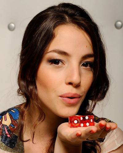 Оливия Тирлби фото