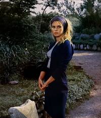 Кадр Презрение