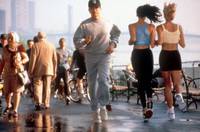 Кадр Город и деревня