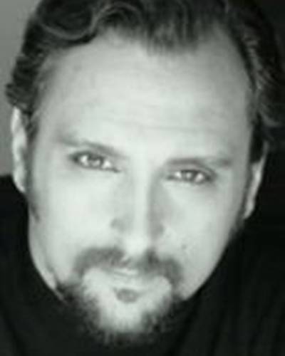 Тони Кийес фото