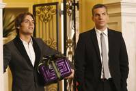 Кадр Грязные мокрые деньги