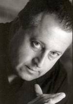 Пол Лэтэм фото