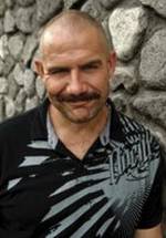 Микал Вега фото