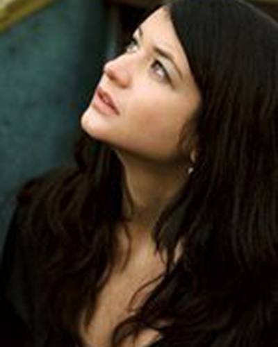 Джулия Роза Стокл фото