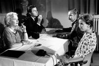 Кадр Береги свою косынку, Татьяна