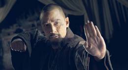 Кадр из фильма "Герой 3D" - 2