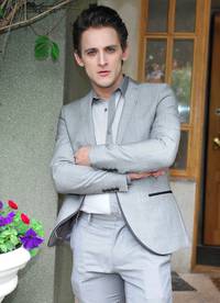 Кадр Даёшь молодёжь!