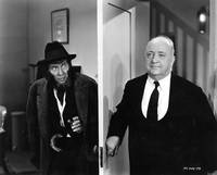 Кадр Человек-обезьяна