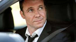 Кадр из фильма "Перевозчик" - 1