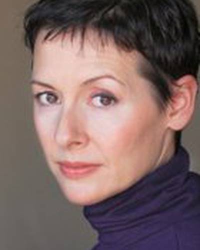 Аманда Нафтон фото