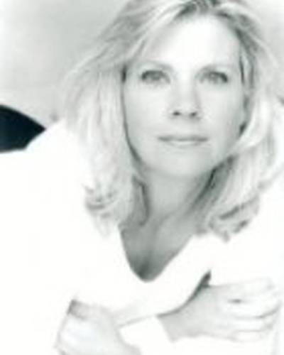 Мэгги Шутер фото