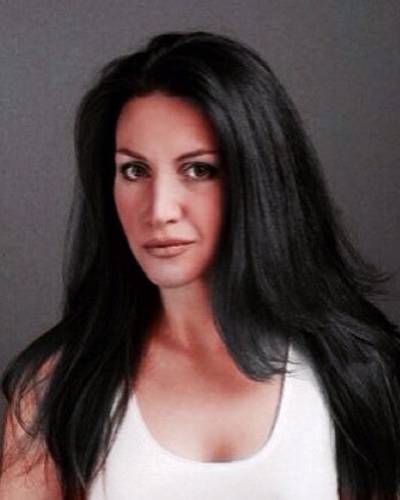 Деми Казанис фото