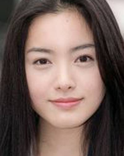 Юкиэ Накама фото