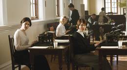 Кадр из фильма "Ниже холма 60" - 2